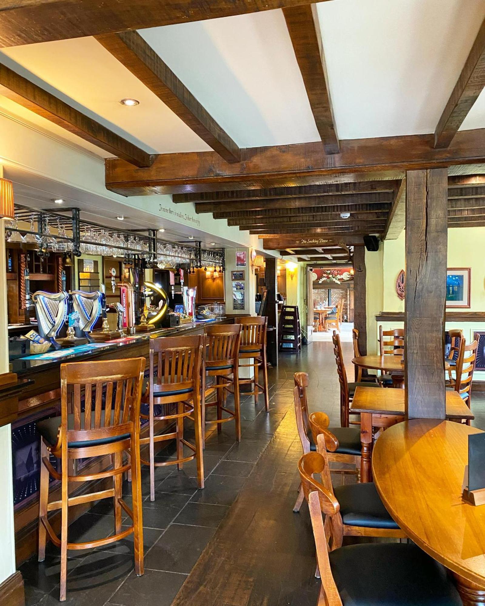 The Windmill Inn ナッツフォード エクステリア 写真
